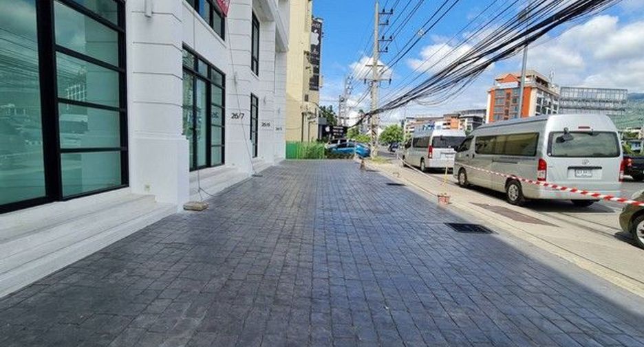 For sale 2 bedrooms retail Space in Mueang Chiang Mai, Chiang Mai