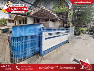 For sale 4 Beds house in Bang Rak, Bangkok