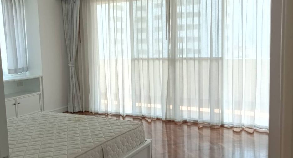 ให้เช่า 3 เตียง เซอร์วิสอพาร์ตเมนต์ ใน วัฒนา, กรุงเทพฯ