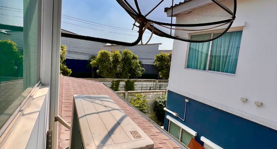 For sale 4 bedrooms townhouse in Bang Kruai, Nonthaburi