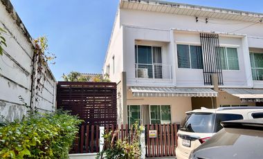 For sale 4 bedrooms townhouse in Bang Kruai, Nonthaburi