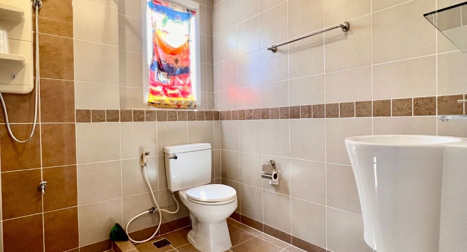 For sale 4 bedrooms townhouse in Bang Kruai, Nonthaburi