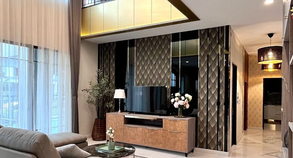 For sale 4 bedrooms house in Prawet, Bangkok