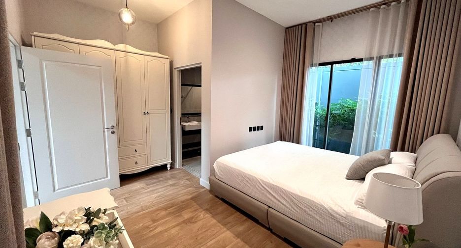 For sale 4 bedrooms house in Prawet, Bangkok