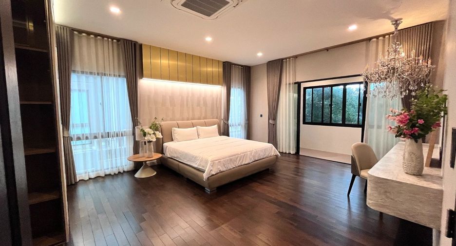 For sale 4 bedrooms house in Prawet, Bangkok