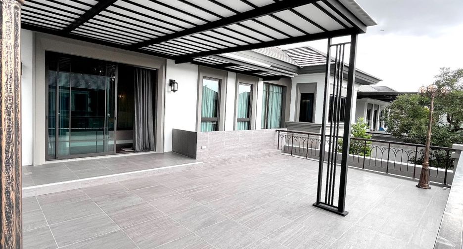 For sale 4 bedrooms house in Prawet, Bangkok