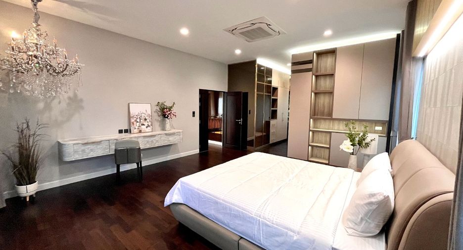 For sale 4 bedrooms house in Prawet, Bangkok