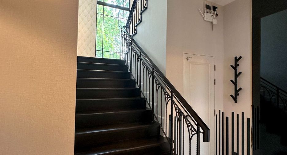 For sale 4 bedrooms house in Prawet, Bangkok