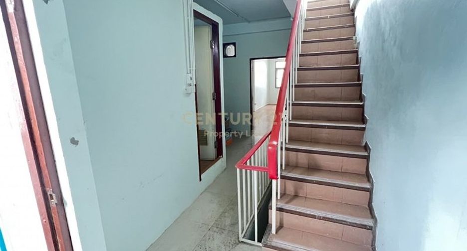 Reihenhaus zum Kauf mit 2 Zimmer in Sathon, Bangkok
