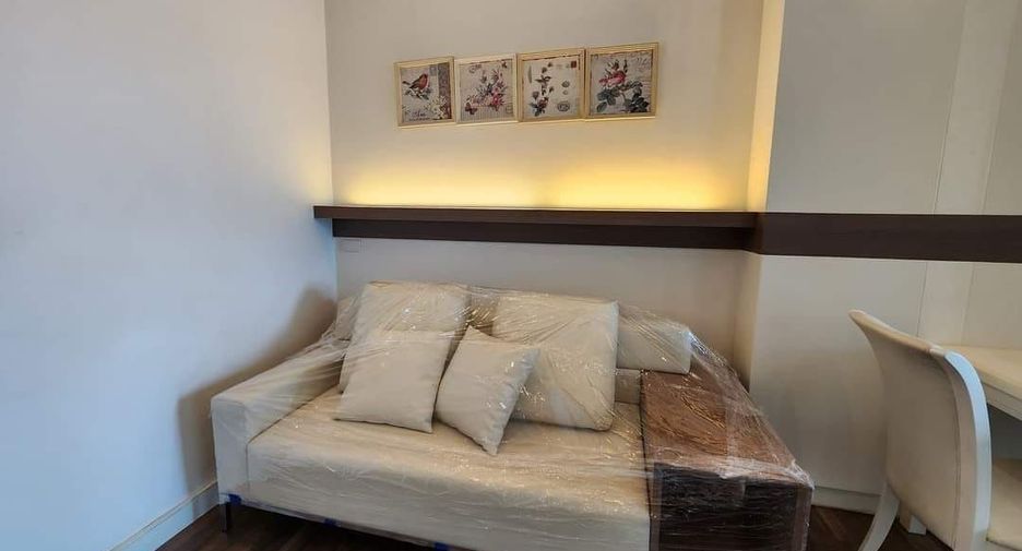 Wohnung zur Miete mit 1 Zimmer in Phra Khanong, Bangkok