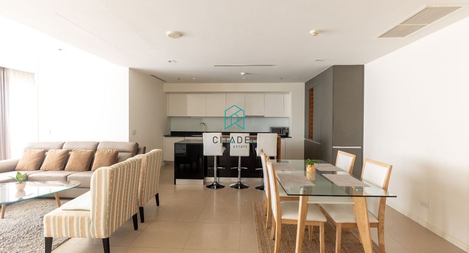 For rent 2 bedrooms condo in Sathon, Bangkok