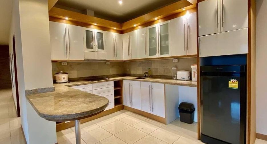 For sale 3 bedrooms condo in Bang Lamung, Chonburi
