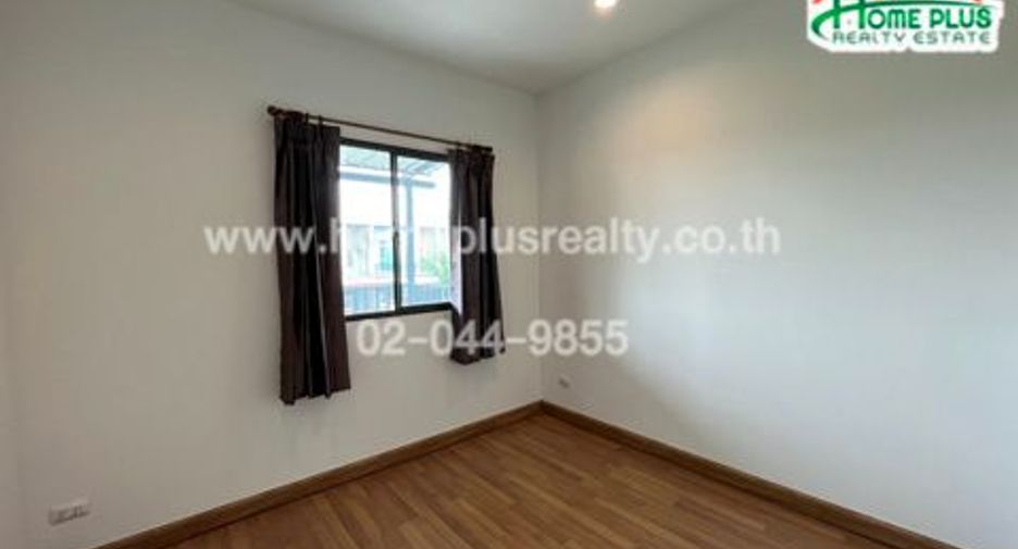 À vendre 3 chambres maison de ville à Bang Sao Thong, Samut Prakan