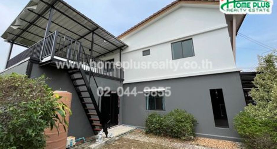 À vendre 3 chambres maison de ville à Bang Sao Thong, Samut Prakan