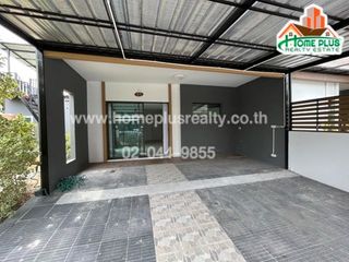For sale 3 ベッドルーム townhouse in Bang Sao Thong, Samut Prakan