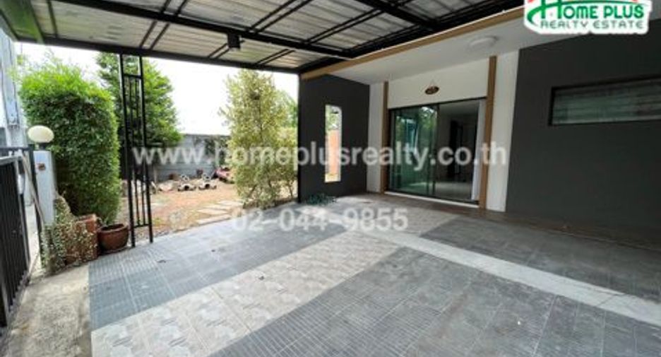 À vendre 3 chambres maison de ville à Bang Sao Thong, Samut Prakan