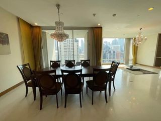 À louer 3 chambres condo à Pathum Wan, Bangkok