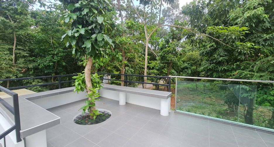 For sale 2 ベッドルーム villa in Klaeng, Rayong
