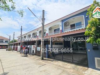 Reihenhaus zum Kauf mit 3 Zimmer in Nong Chok, Bangkok