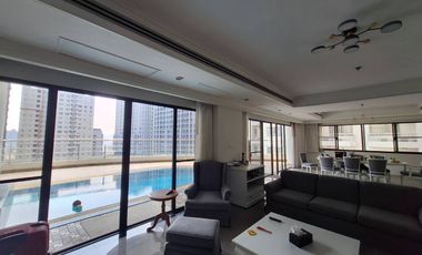 For rent 3 bed condo in Khlong Toei, Bangkok