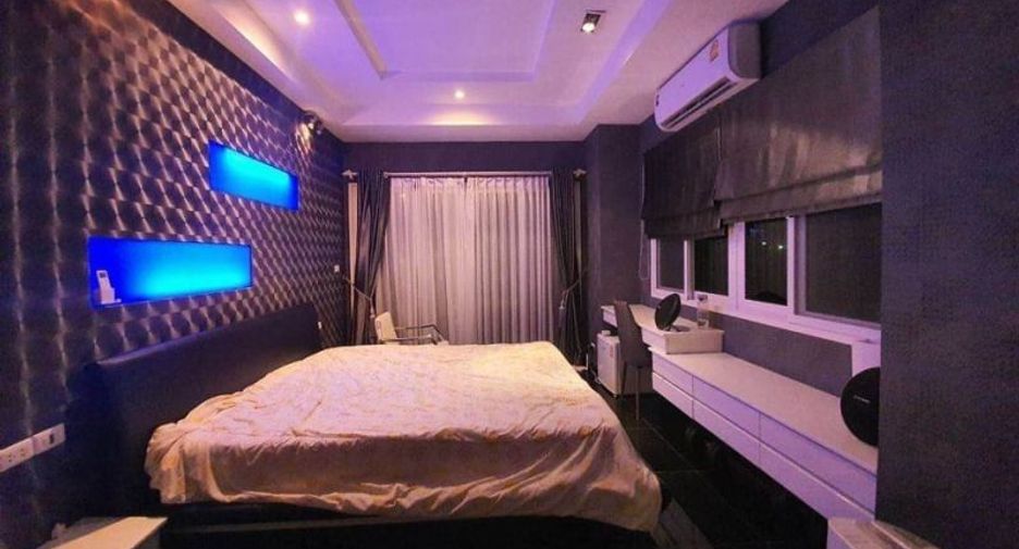 For rent 4 bedrooms apartment in Bang Phli, Samut Prakan
