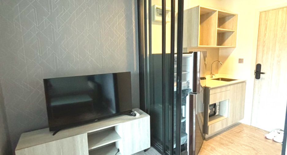 For rent 1 Beds condo in Khlong Luang, Pathum Thani