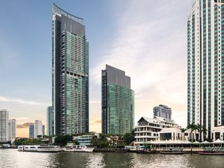 For rent 2 bed serviced apartment in Khlong San, Bangkok