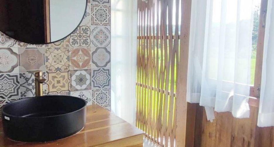 For sale 3 bedrooms house in Mae Taeng, Chiang Mai