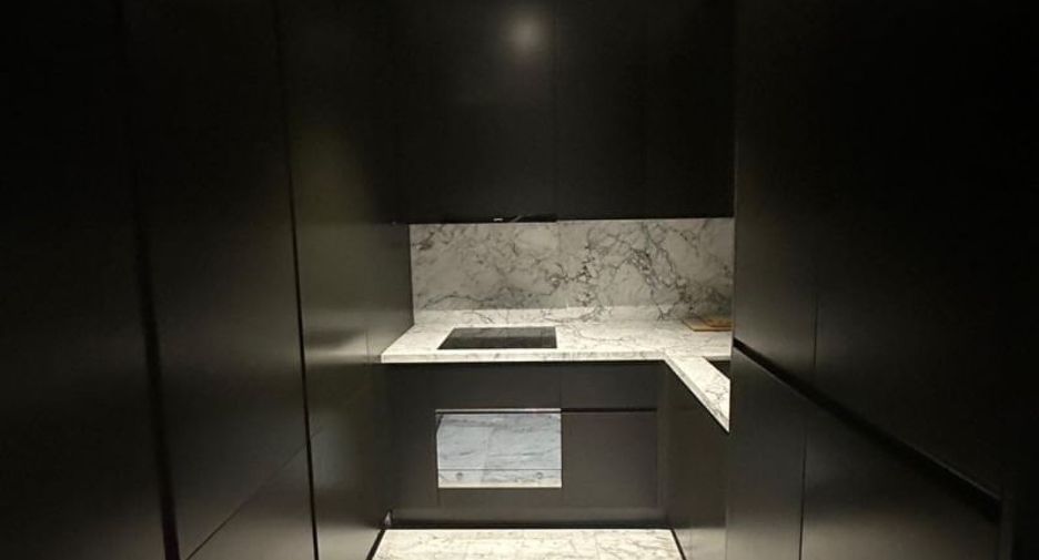 For rent 2 ベッドルーム condo in Watthana, Bangkok
