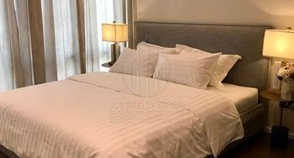 For rent and for sale 2 bedrooms condo in Watthana, Bangkok
