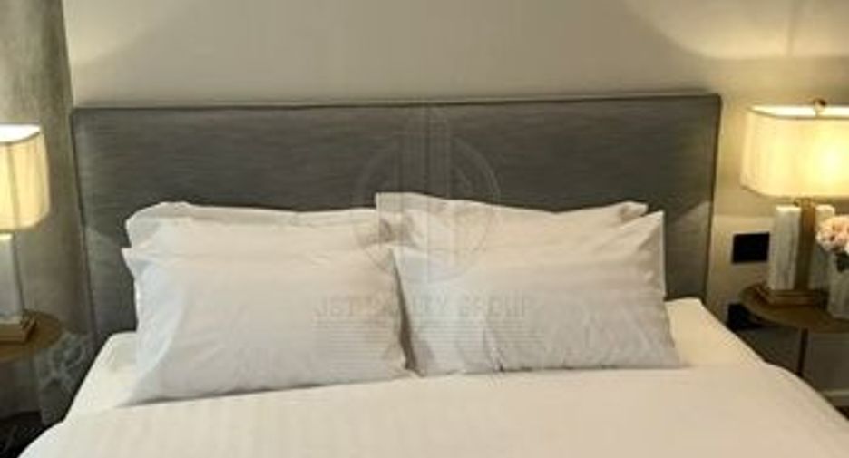 For rent and for sale 2 bedrooms condo in Watthana, Bangkok