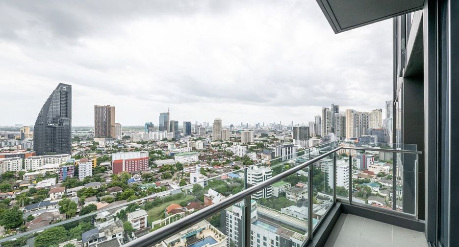 Wohnung zum Kauf mit 2 Zimmer in Khlong Toei, Bangkok