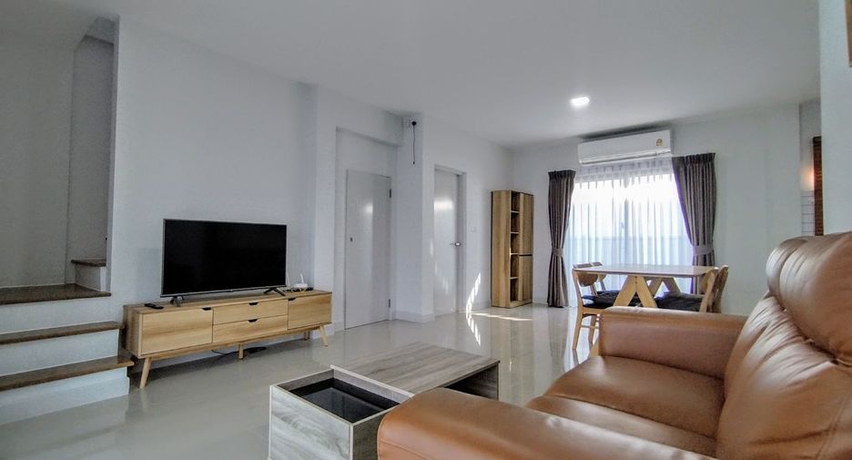 For rent 3 bed townhouse in Bang Phli, Samut Prakan