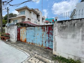 For rent land in Yan Nawa, Bangkok