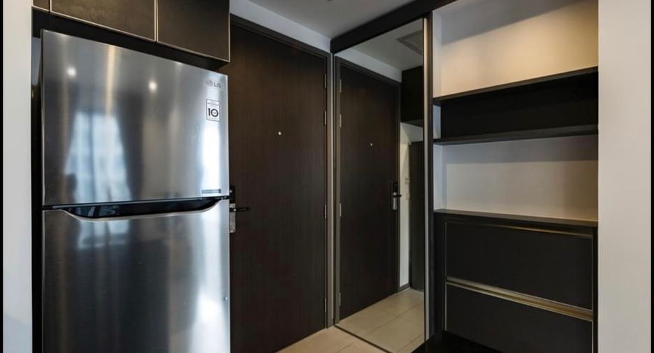 For rent 1 bed condo in Khlong San, Bangkok