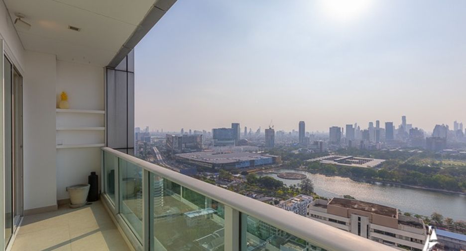 出租 和 出售 3 卧室 公寓 在 Khlong Toei, 曼谷