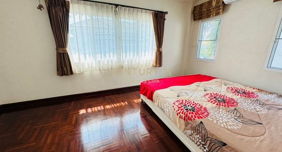 For rent 3 Beds house in Mueang Samut Sakhon, Samut Sakhon