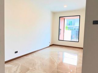 For rent 2 bed office in Lat Phrao, Bangkok