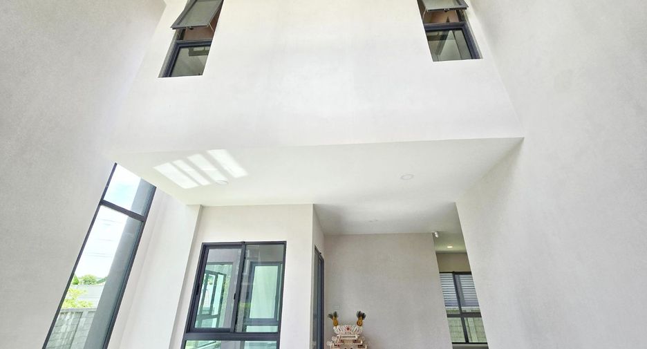 For sale 5 bedrooms house in Taling Chan, Bangkok