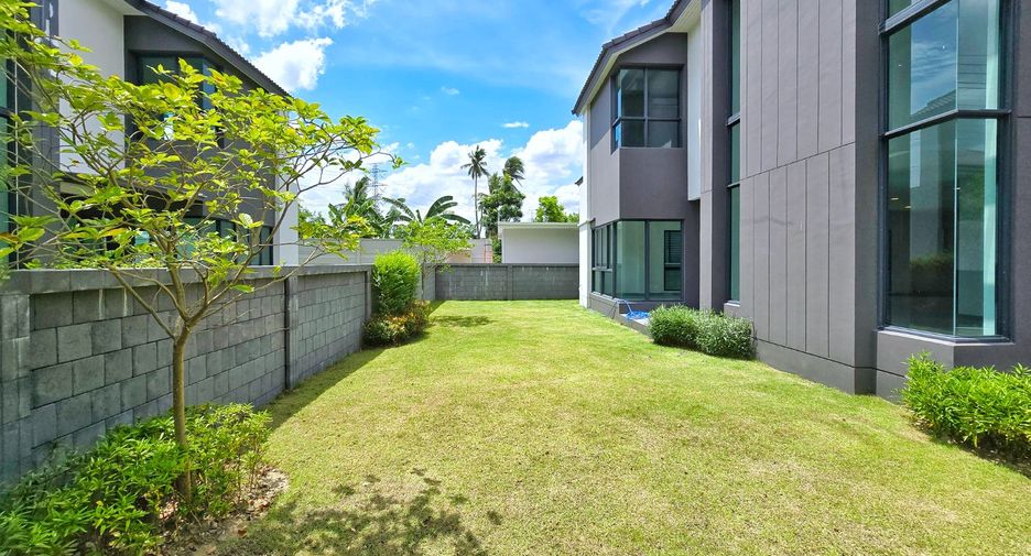 For sale 5 bedrooms house in Taling Chan, Bangkok