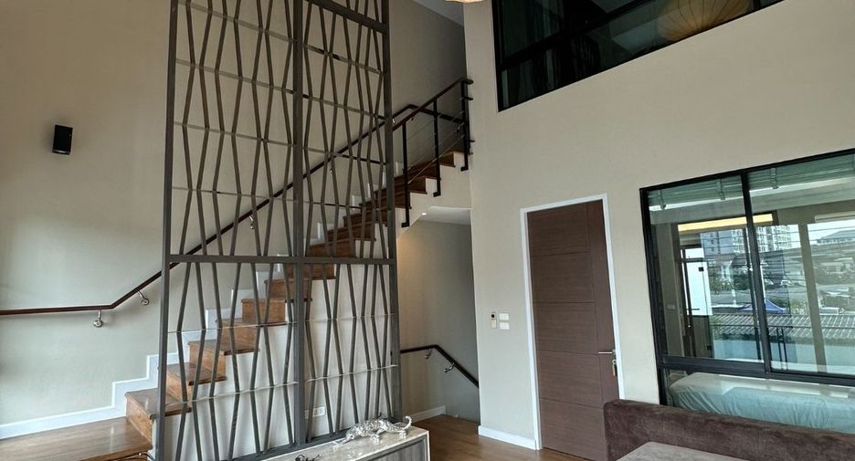 出租 3 卧室 独立屋 在 Khlong Toei, 曼谷