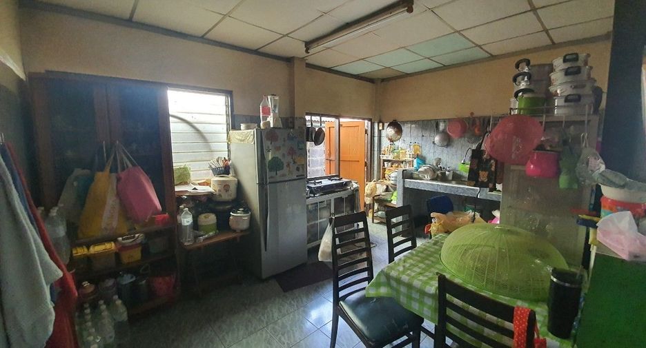 For sale 2 bedrooms house in Phra Pradaeng, Samut Prakan
