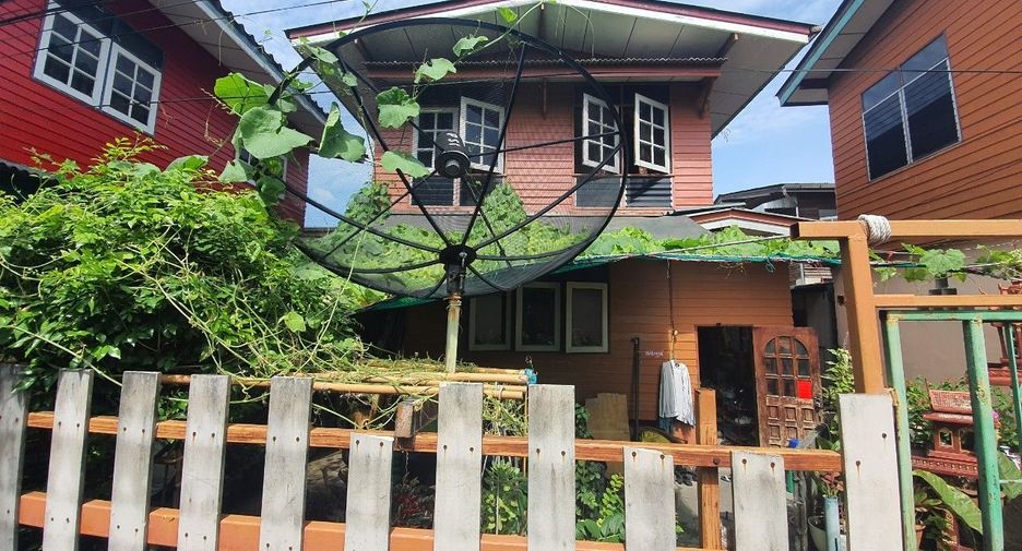 For sale 2 bed house in Phra Pradaeng, Samut Prakan