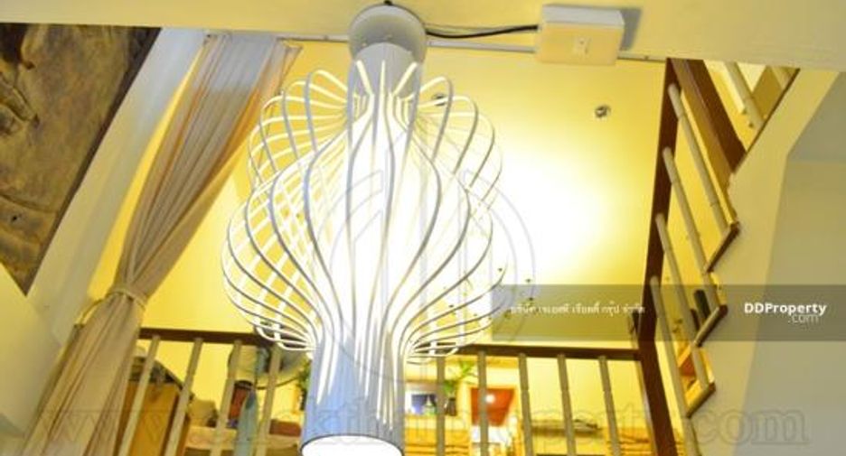 For sale 3 bedrooms house in Wang Thonglang, Bangkok