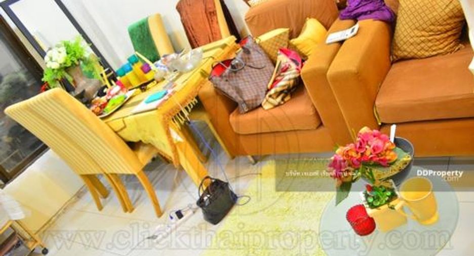 For sale 3 bedrooms house in Wang Thonglang, Bangkok