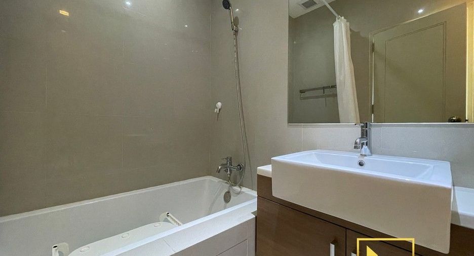 Wohnung zur Miete mit 2 Zimmer in Khlong Toei, Bangkok