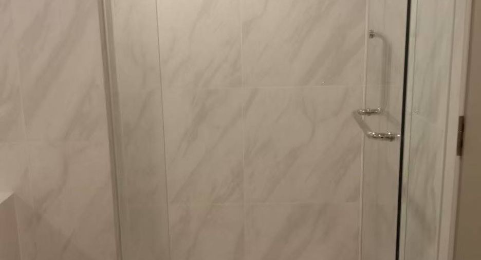 For sale 2 bedrooms condo in Khlong Toei, Bangkok
