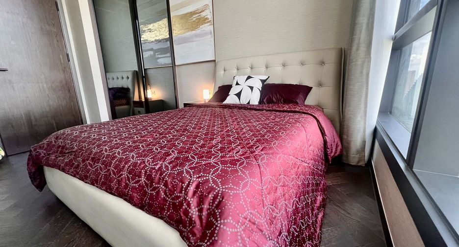 For rent 2 bedrooms condo in Khlong Toei, Bangkok