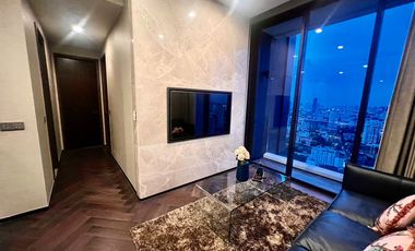 For rent 2 bedrooms condo in Khlong Toei, Bangkok