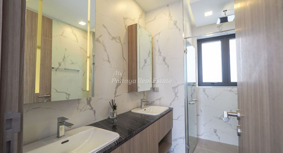 Casa en venta de 4 habitaciones en Bang Lamung, Chonburi